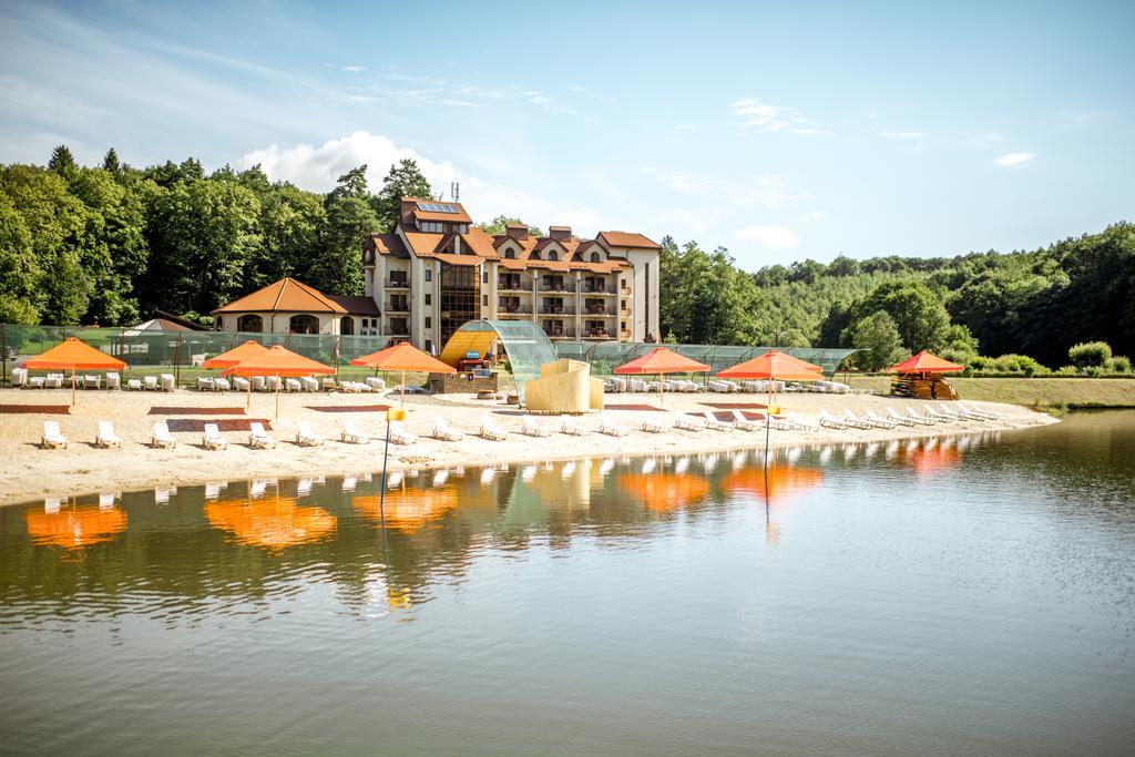 Buhta Vikingiv Hotel Vodniki Buitenkant foto